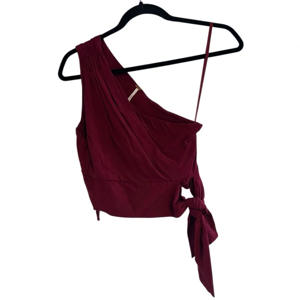 FREE PEOPLE ONE‎ SHOULDER CARMEN CROP TOP